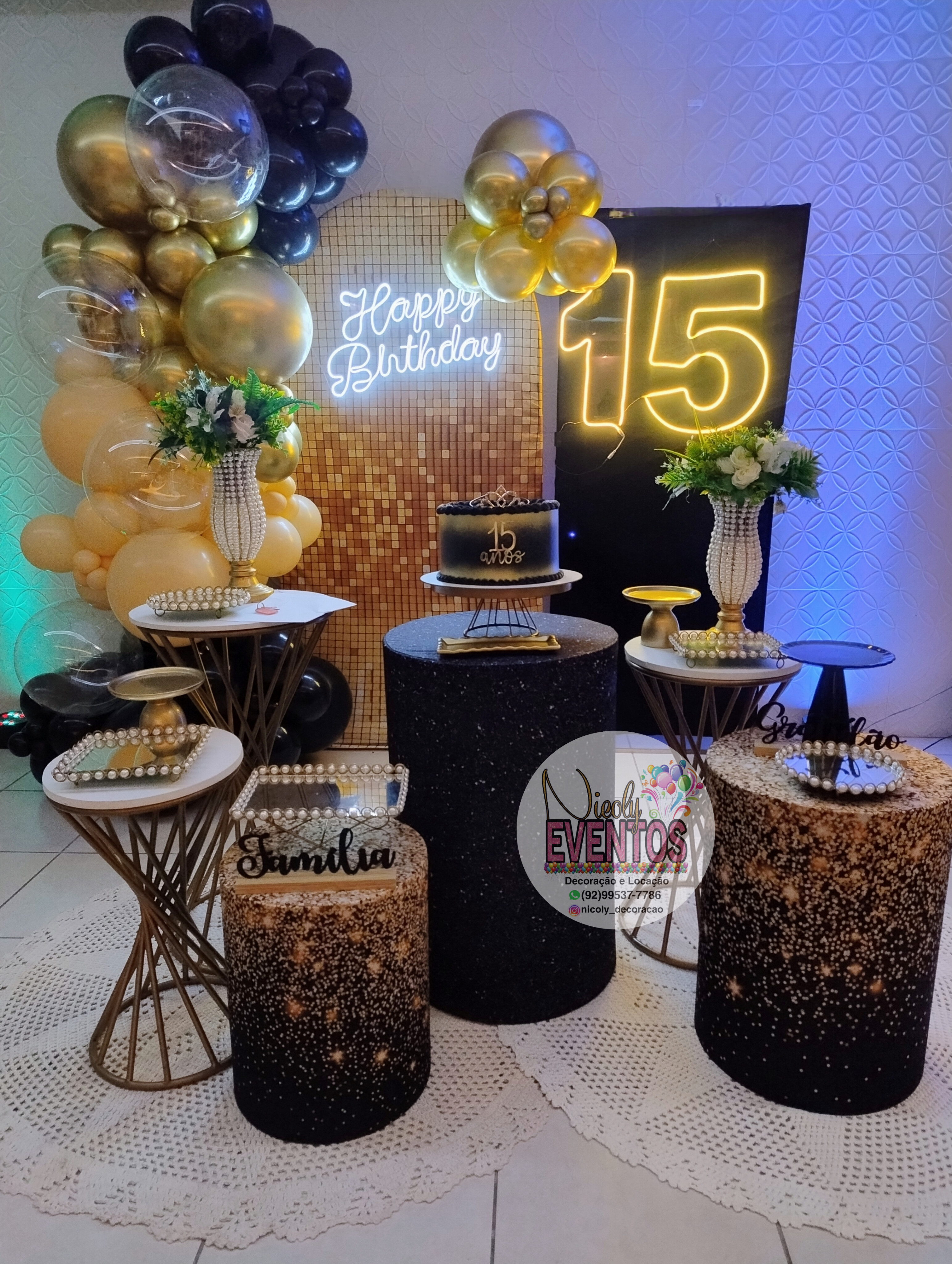 15 anos preto e dourado 